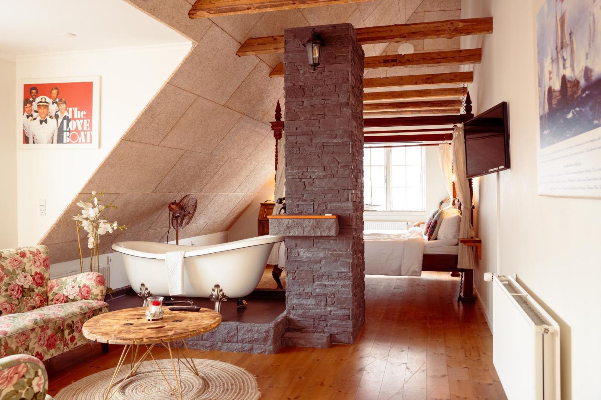 Boutique Hotel Postgarden Holsted Экстерьер фото
