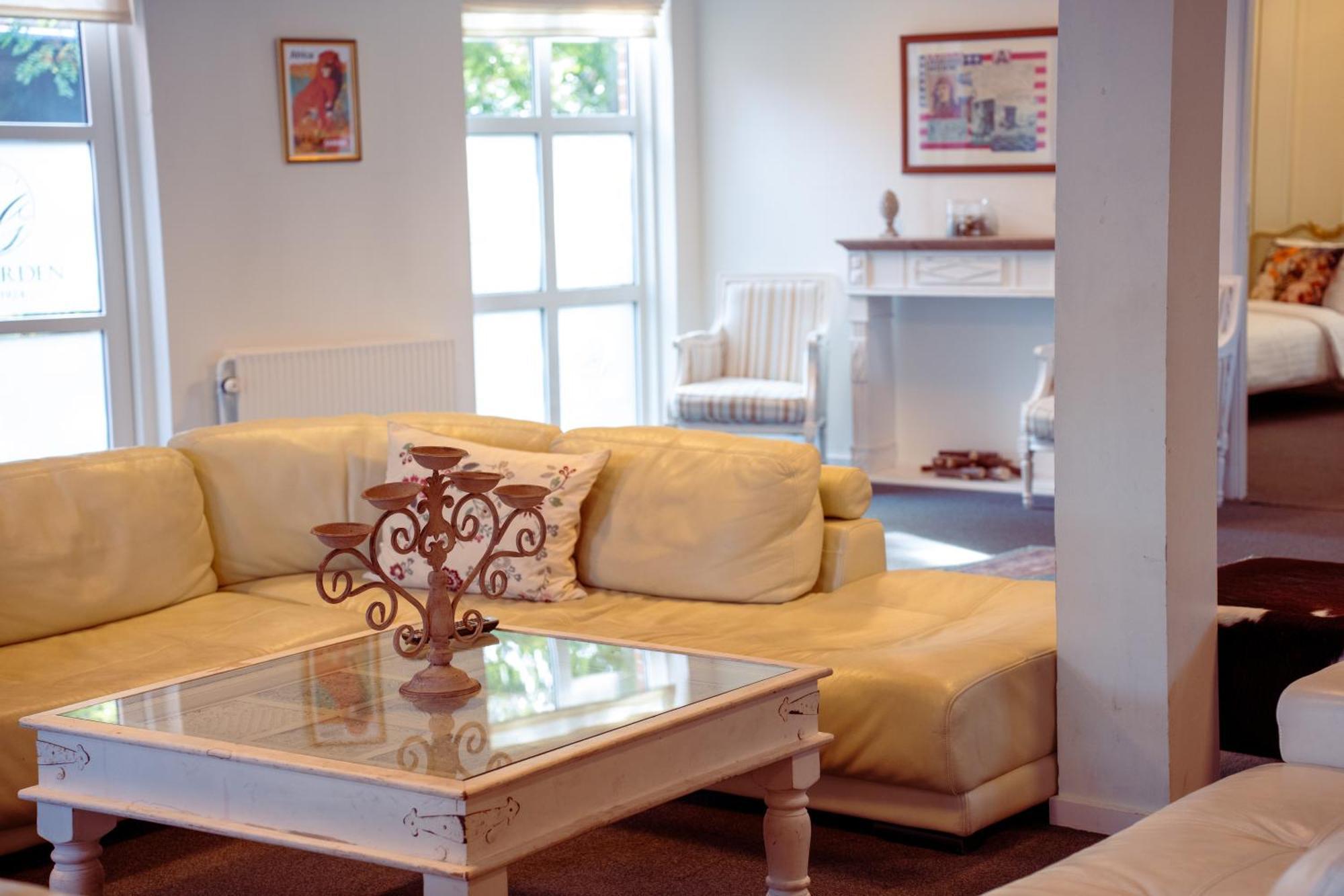 Boutique Hotel Postgarden Holsted Экстерьер фото
