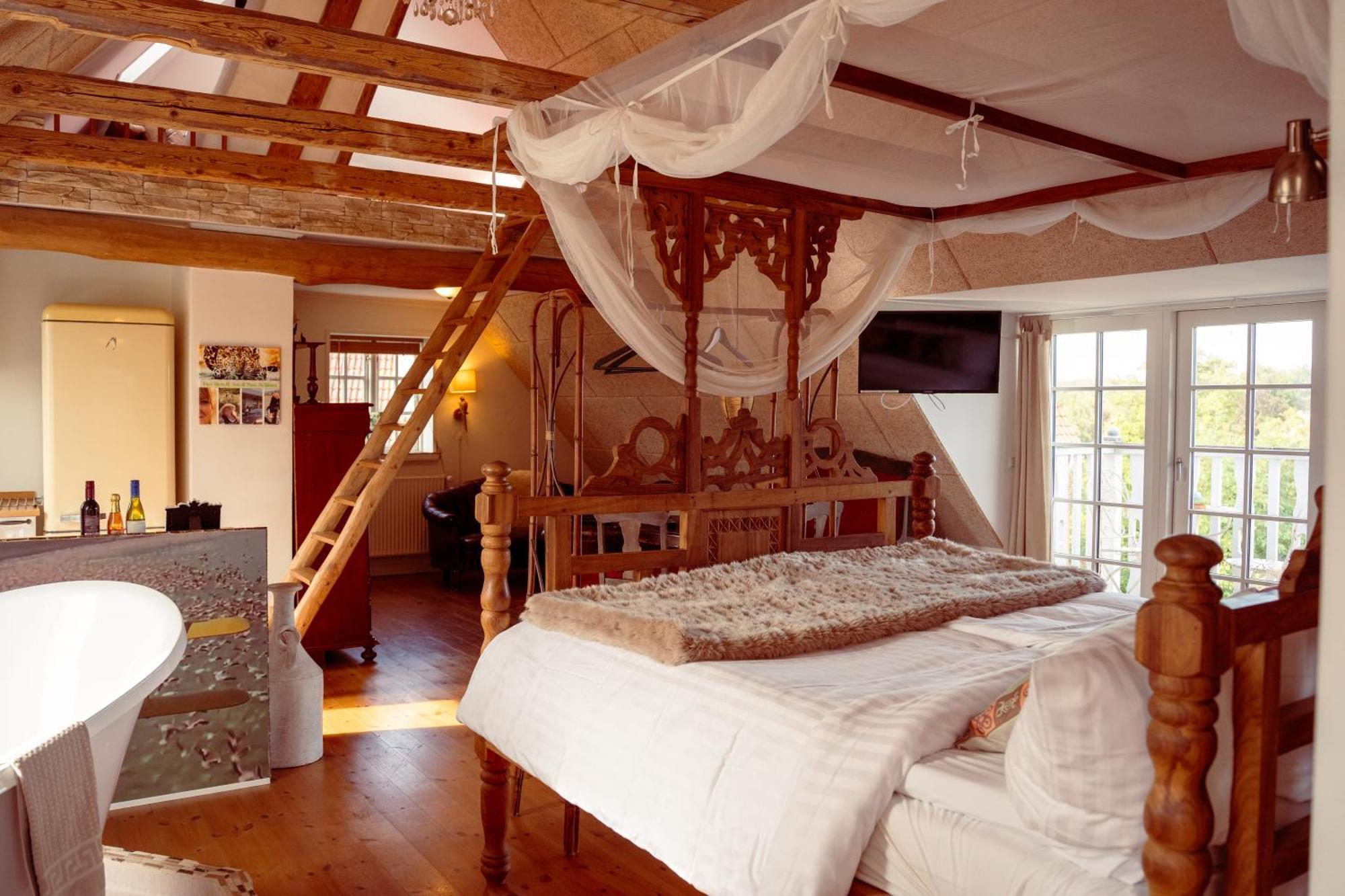 Boutique Hotel Postgarden Holsted Экстерьер фото